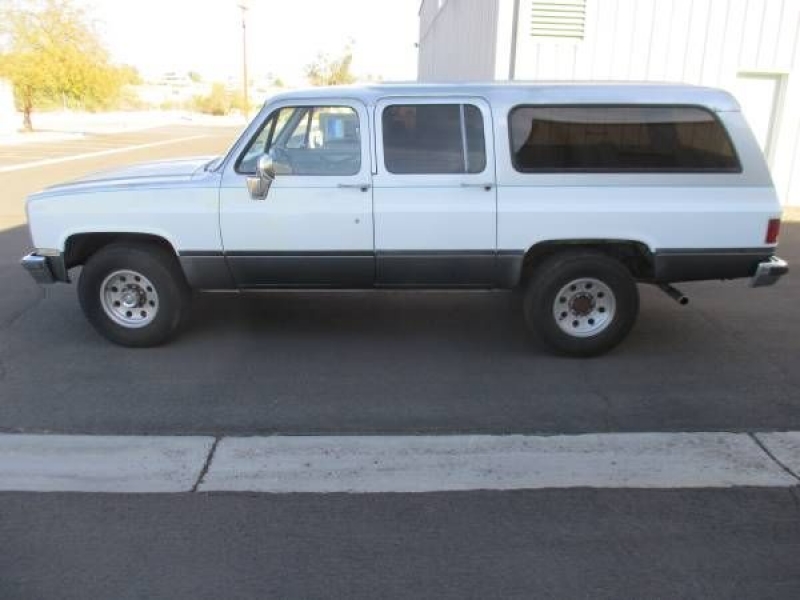 1986 Chevrolet Suburban for sale in Michigan (ID-96560)