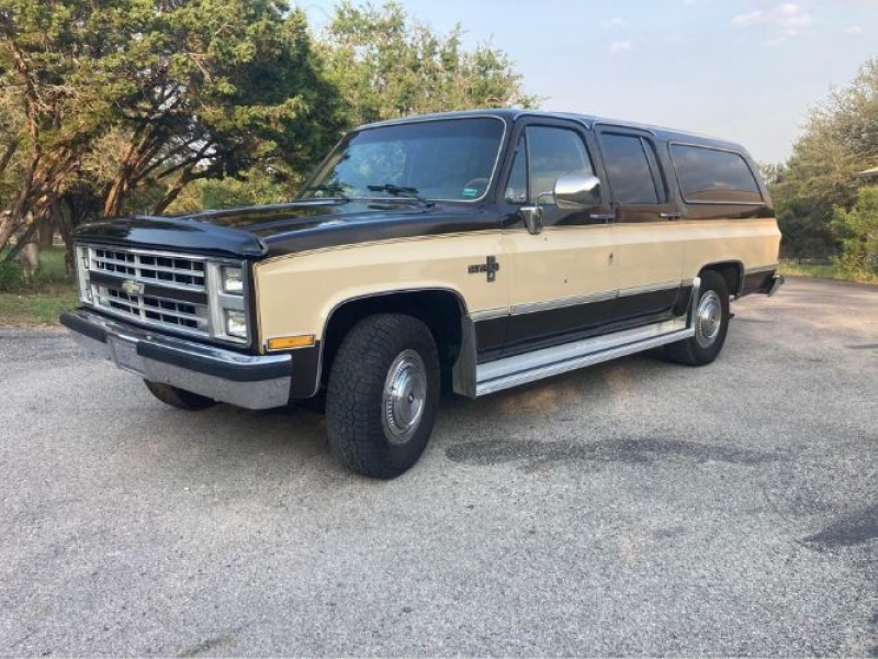 1986 Chevrolet Suburban for sale in Michigan (ID-100467)