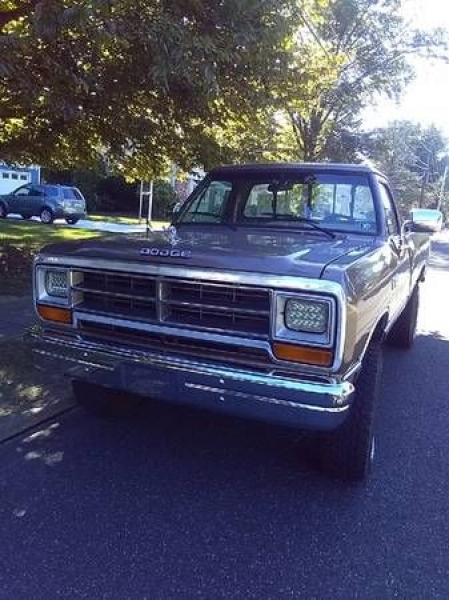1986 Dodge Ram for sale in Michigan (ID-108840) 1986 Dodge Ram for sale in Michigan (ID-108840)