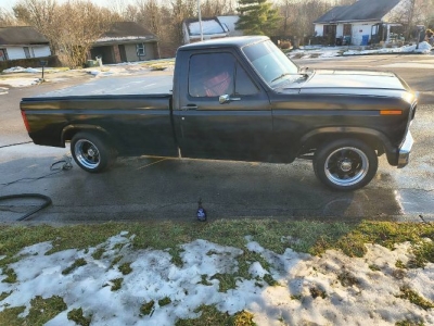 1986 Ford F150 for sale in Michigan