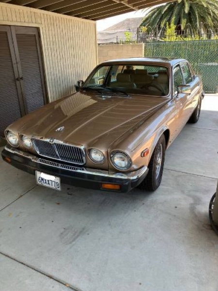 1986 Jaguar XJ6 for sale in Michigan (ID-119562) 1986 Jaguar XJ6 for sale in Michigan (ID-119562)