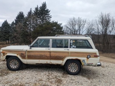 1986 Jeep Grand Wagoneer for sale