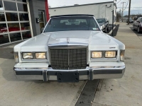 1986 Lincoln Town Car for sale in Riverhead, New York (ID-123412)