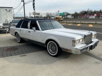 1986 Lincoln Town Car for sale in Riverhead, New York (ID-123412)