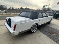 1986 Lincoln Town Car for sale in Riverhead, New York (ID-123412)