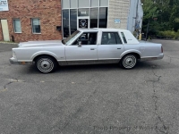 1986 Lincoln Town Car for sale in Riverhead, New York (ID-145032)