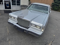 1986 Lincoln Town Car for sale in Riverhead, New York (ID-145032)