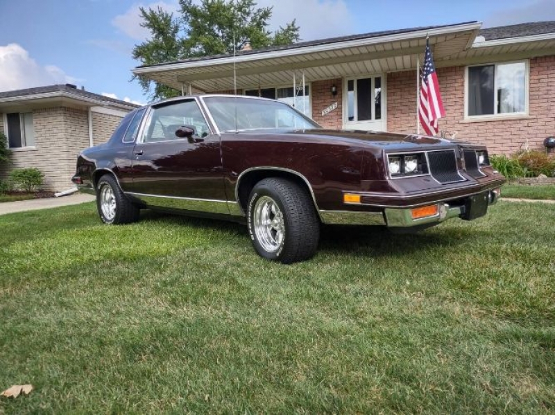 1986 Oldsmobile Cutlass for sale in Michigan (ID-107297) 1986 Oldsmobile Cutlass for sale in Michigan (ID-107297)
