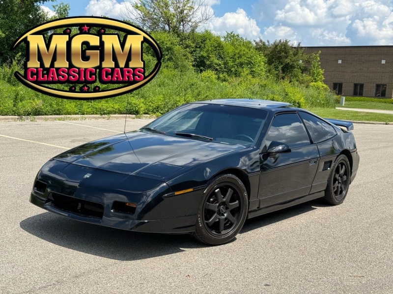 1986 Pontiac Fiero for sale in Addison, Illinois (ID-129582) 1986 Pontiac Fiero for sale in Addison, Illinois (ID-129582)
