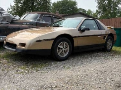 1986 Pontiac Fiero for sale
