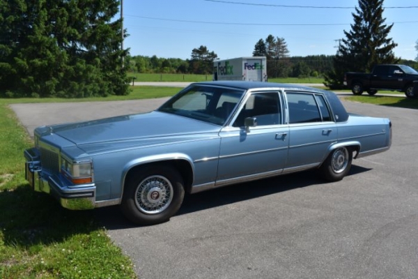 1987 Cadillac Fleetwood for sale