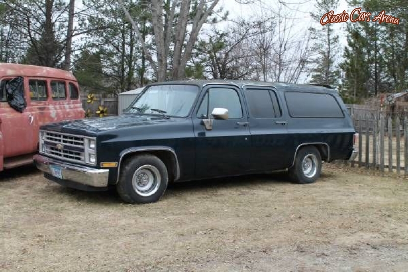 1987 Chevrolet Suburban for sale in Minnesota (ID-71136)
