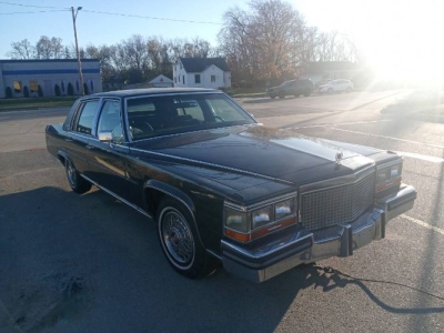 1987 Cadillac Fleetwood for sale