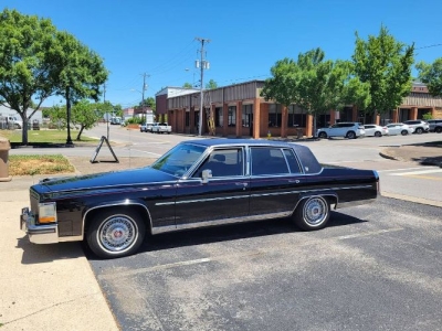 1987 Cadillac Fleetwood for sale