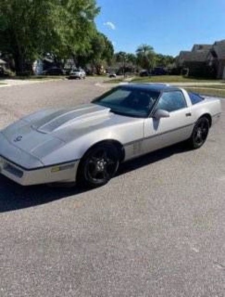 1987 Chevrolet Corvette for sale in Michigan (ID-122012) 1987 Chevrolet Corvette for sale in Michigan (ID-122012)