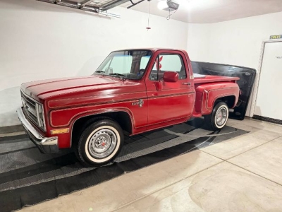 1987 Chevrolet Silverado for sale in Michigan