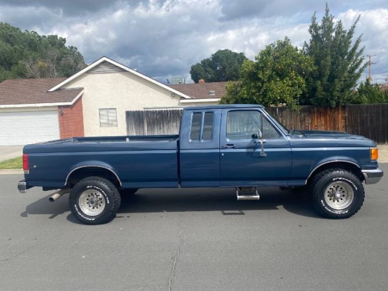 1987 Ford F250 for sale in Michigan (ID-127287) 1987 Ford F250 for sale in Michigan (ID-127287)