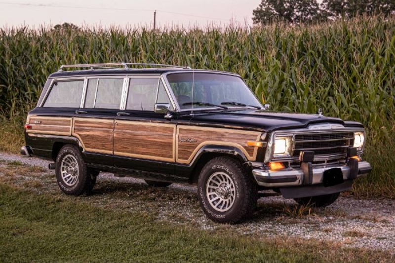 1987 Jeep Grand Wagoneer for sale in Michigan (ID-122710) 1987 Jeep Grand Wagoneer for sale in Michigan (ID-122710)