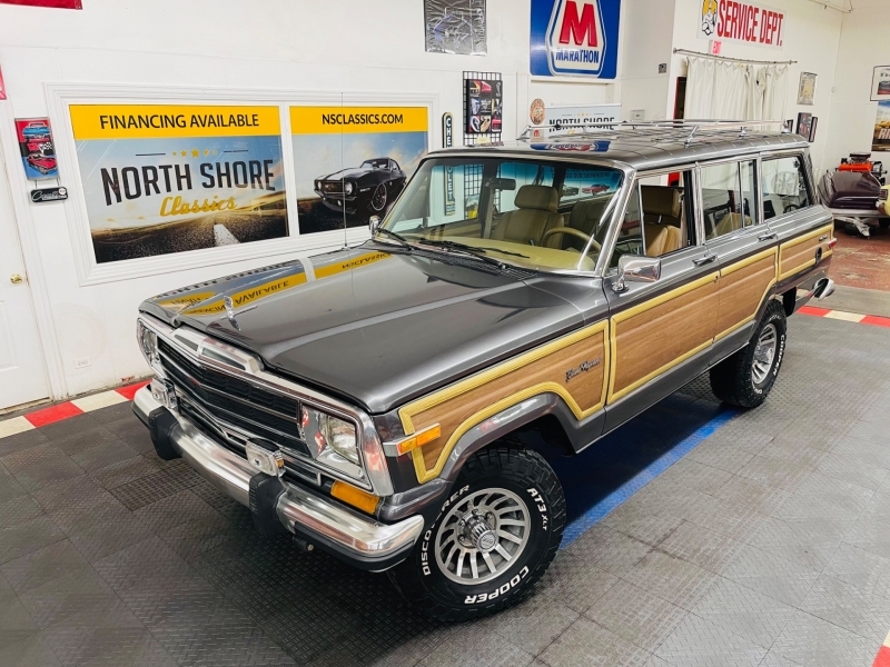 1987 Jeep Grand Wagoneer for sale in Mundelein, Illinois (ID-124652) 1987 Jeep Grand Wagoneer for sale in Mundelein, Illinois (ID-124652)