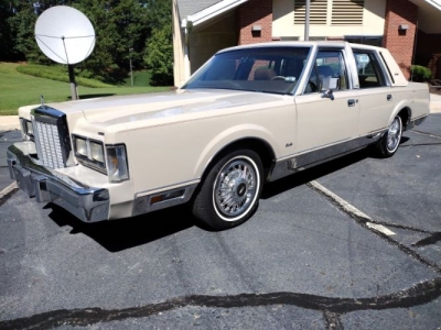 1987 Lincoln Town Car for sale