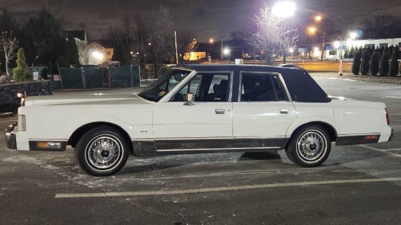 1987 Lincoln Town Car for sale in Michigan (ID-139119)