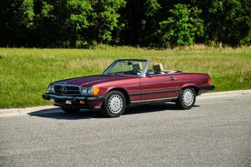 1987 Mercedes-Benz 560 for sale in Riverhead, New York (ID-97489)