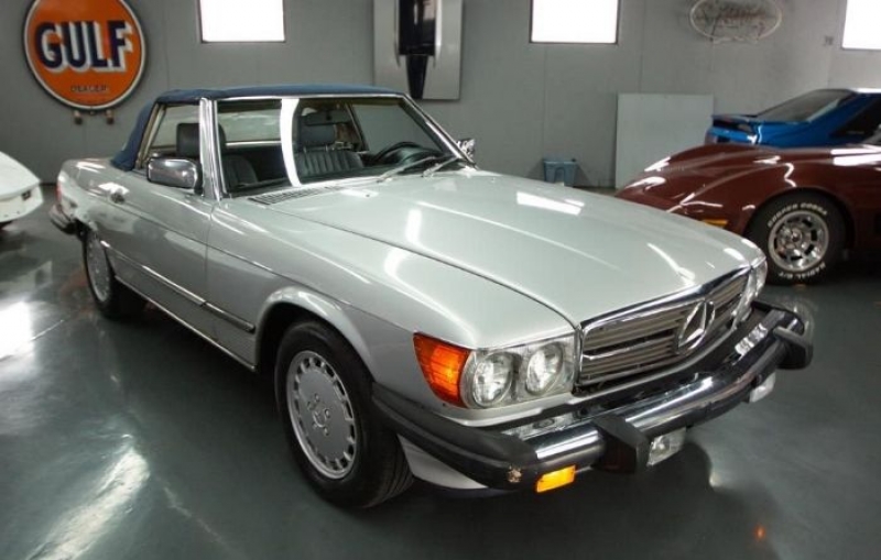 1987 Mercedes-Benz 560 SL for sale in Michigan (ID-102224)