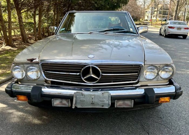 1987 Mercedes-Benz 560 SL for sale in Michigan (ID-113925) 1987 Mercedes-Benz 560 SL for sale in Michigan (ID-113925)