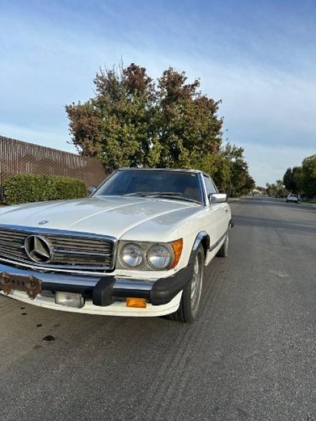 1987 Mercedes-Benz 560 SL for sale in Michigan (ID-136568) 1987 Mercedes-Benz 560 SL for sale in Michigan (ID-136568)