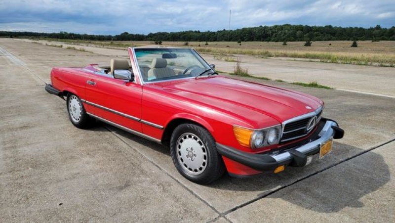 1988 Mercedes-Benz 560 for sale in Riverhead, New York (ID-91286)