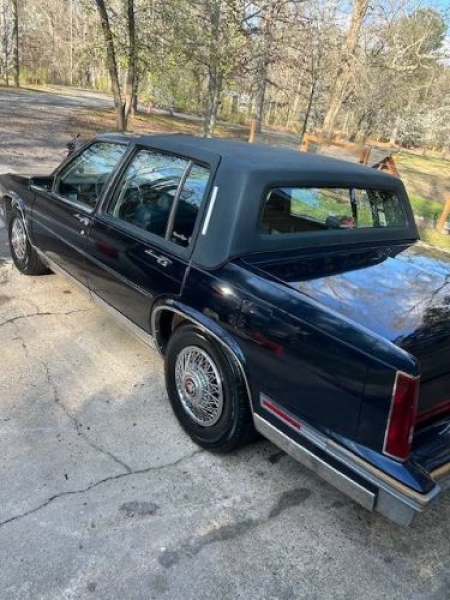 1988 Cadillac Fleetwood for sale in Michigan (ID-162772)