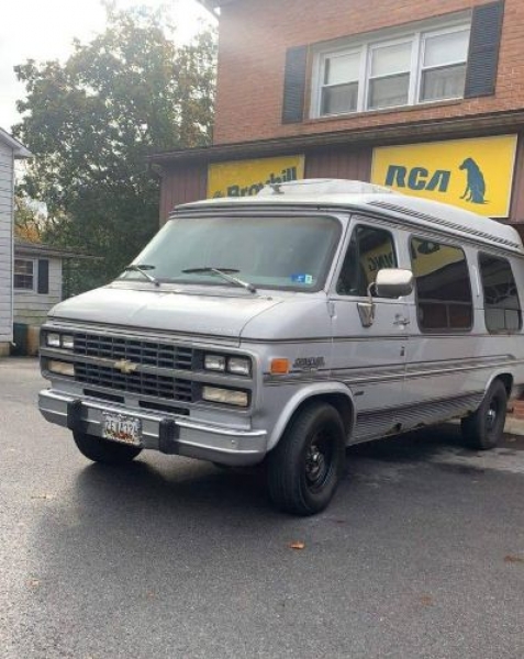 1988 Chevrolet G20 for sale in Michigan (ID-102705) 1988 Chevrolet G20 for sale in Michigan (ID-102705)