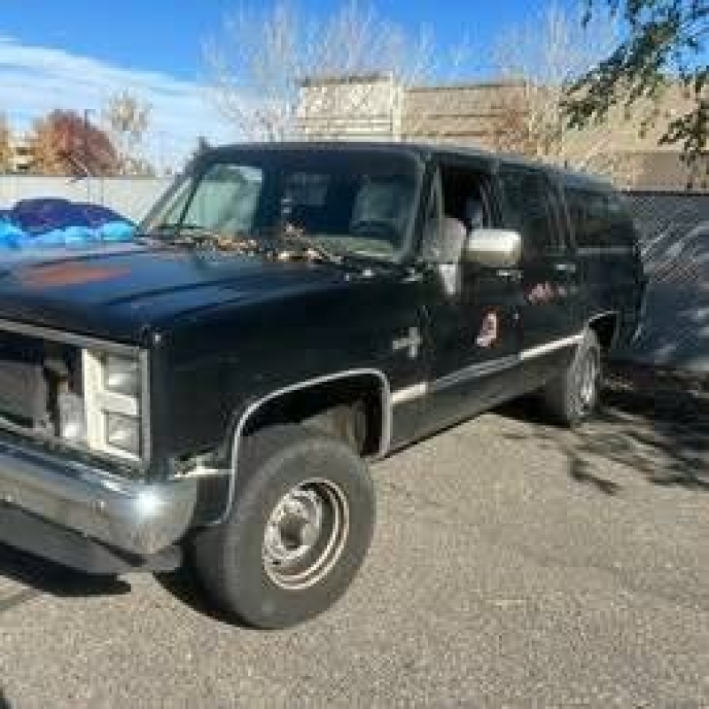 1988 Chevrolet Suburban for sale in Michigan (ID-138972) 1988 Chevrolet Suburban for sale in Michigan (ID-138972)