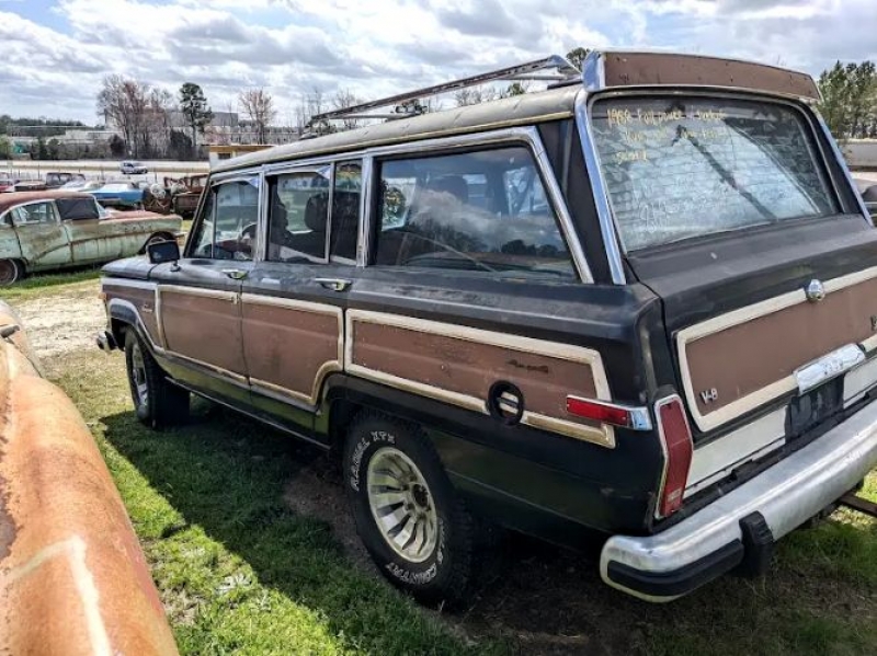1988 Jeep Grand Wagoneer for sale in Michigan (ID-96834)