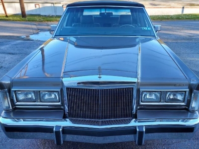 1988 Lincoln Town Car for sale