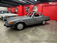 1988 Mercedes-Benz 560 for sale in Riverhead, New York (ID-135816)