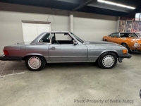 1988 Mercedes-Benz 560 for sale in Riverhead, New York (ID-135816)