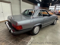 1988 Mercedes-Benz 560 for sale in Riverhead, New York (ID-135816)