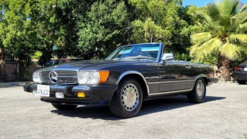 1988 Mercedes-Benz 560 SL for sale in Michigan (ID-103163) 1988 Mercedes-Benz 560 SL for sale in Michigan (ID-103163)