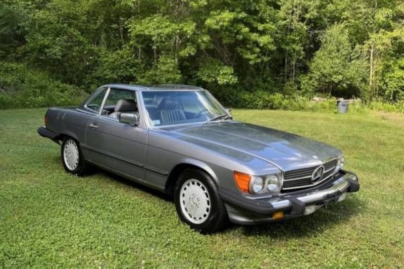 1988 Mercedes-Benz 560 SL for sale in Michigan (ID-108410)