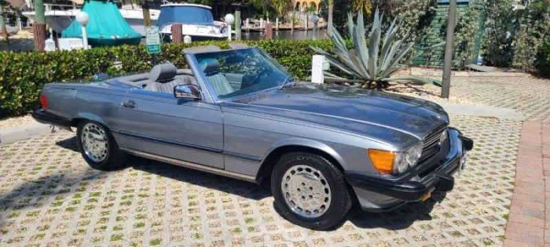 1988 Mercedes-Benz 560 SL for sale in Michigan (ID-113778)