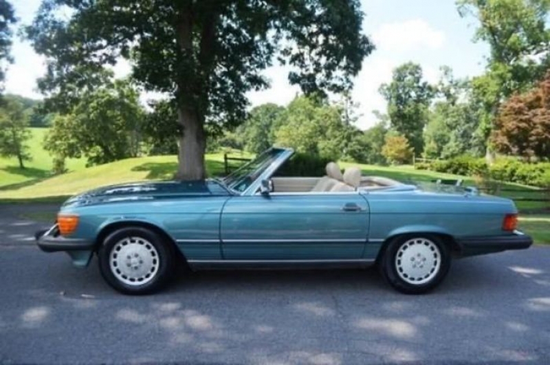 1988 Mercedes-Benz 560 SL for sale in Michigan (ID-120349) 1988 Mercedes-Benz 560 SL for sale in Michigan (ID-120349)