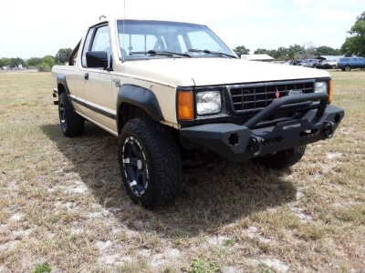 1988 Mitsubishi Might Max for sale