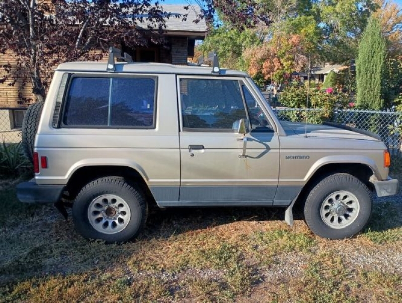 1988 Mitsubishi Montero for sale in Michigan (ID-138376) 1988 Mitsubishi Montero for sale in Michigan (ID-138376)