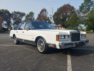 1989 Lincoln Town Car for sale