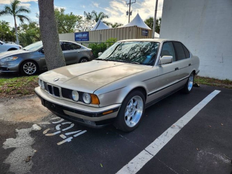 1989 BMW 535I for sale in Michigan (ID-119038) 1989 BMW 535I for sale in Michigan (ID-119038)