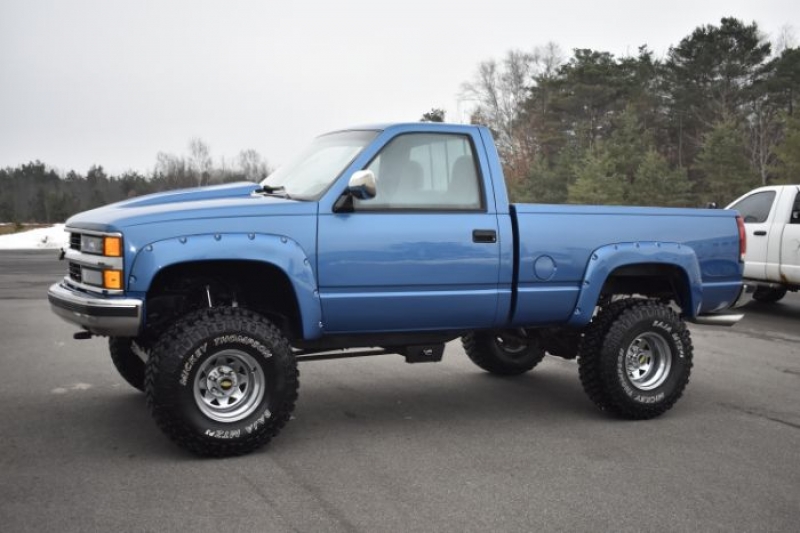 1989 Chevrolet Silverado for sale in Michigan (ID-111393) 1989 Chevrolet Silverado for sale in Michigan (ID-111393)