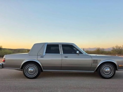 1989 Chrysler 5th Avenue for sale