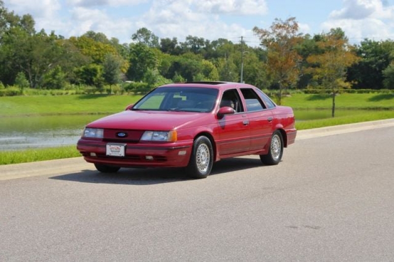 1989 Ford Taurus for sale in Riverhead, New York (ID-120434)
