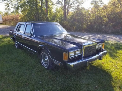 1989 Lincoln Town Car for sale